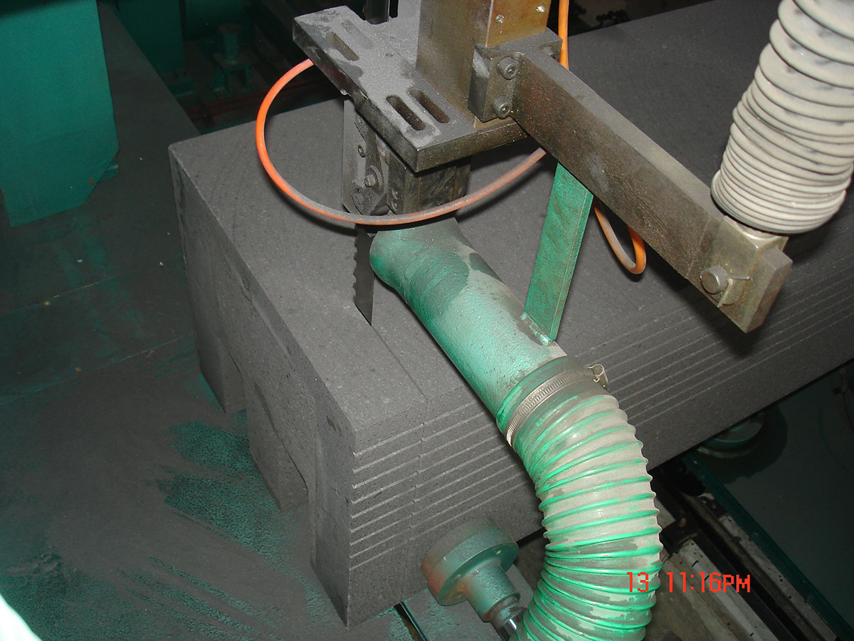 SAWTX-JD Discontinuous coated diamond saw blade sawing graphite materials