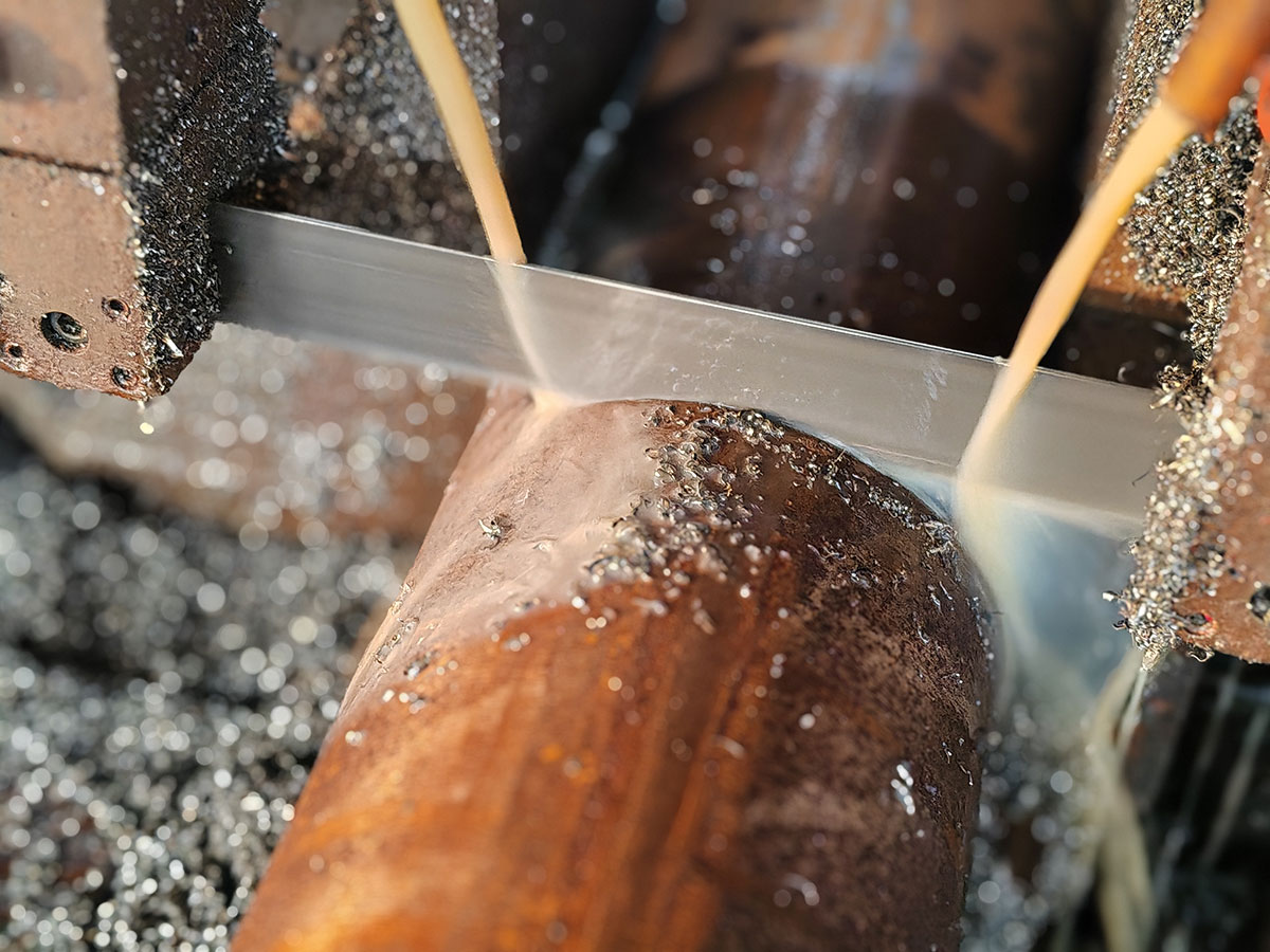 Common sharp-tooth type band saw blades – sawing bearing steels