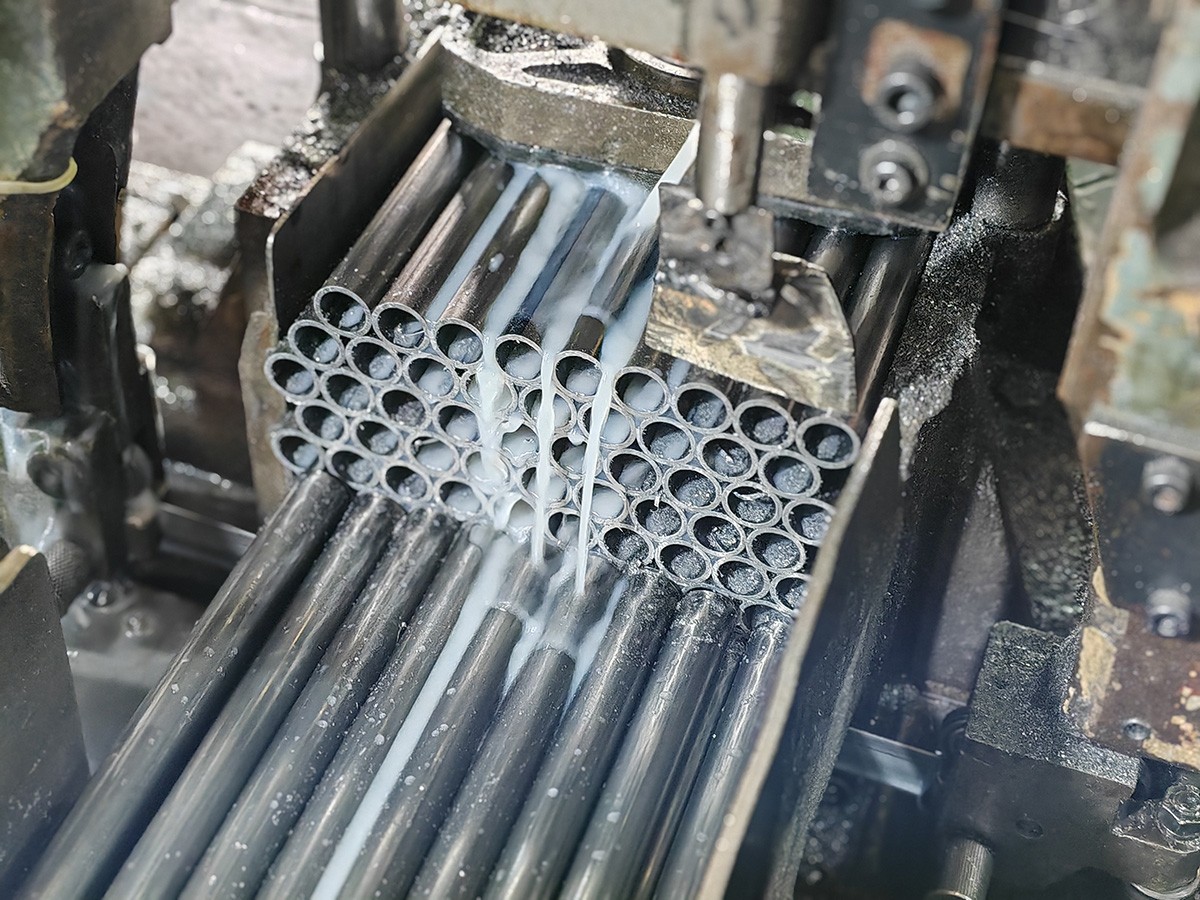 Reinforced saw blades with tooth anti-scratch – sawing thin-walled pipes made of stainless steel