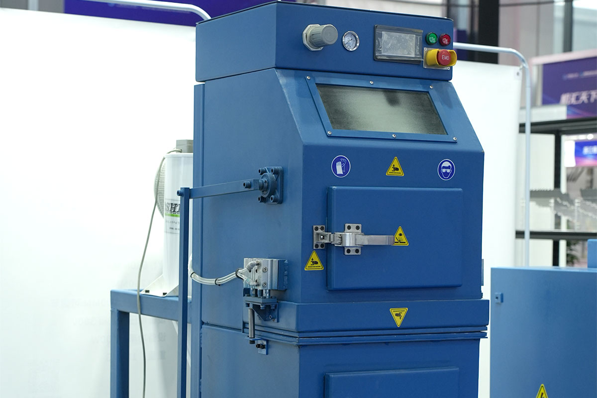 Sandblasting Machine for Band Saw Blade Joints