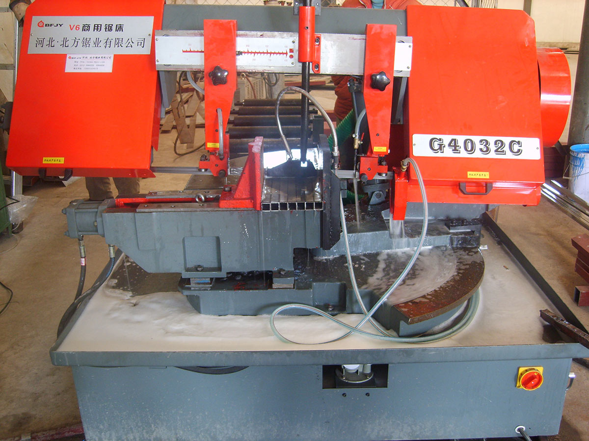 Horizontal Metal Angle (0-60°) Band Sawing Machine V6-G4032C
